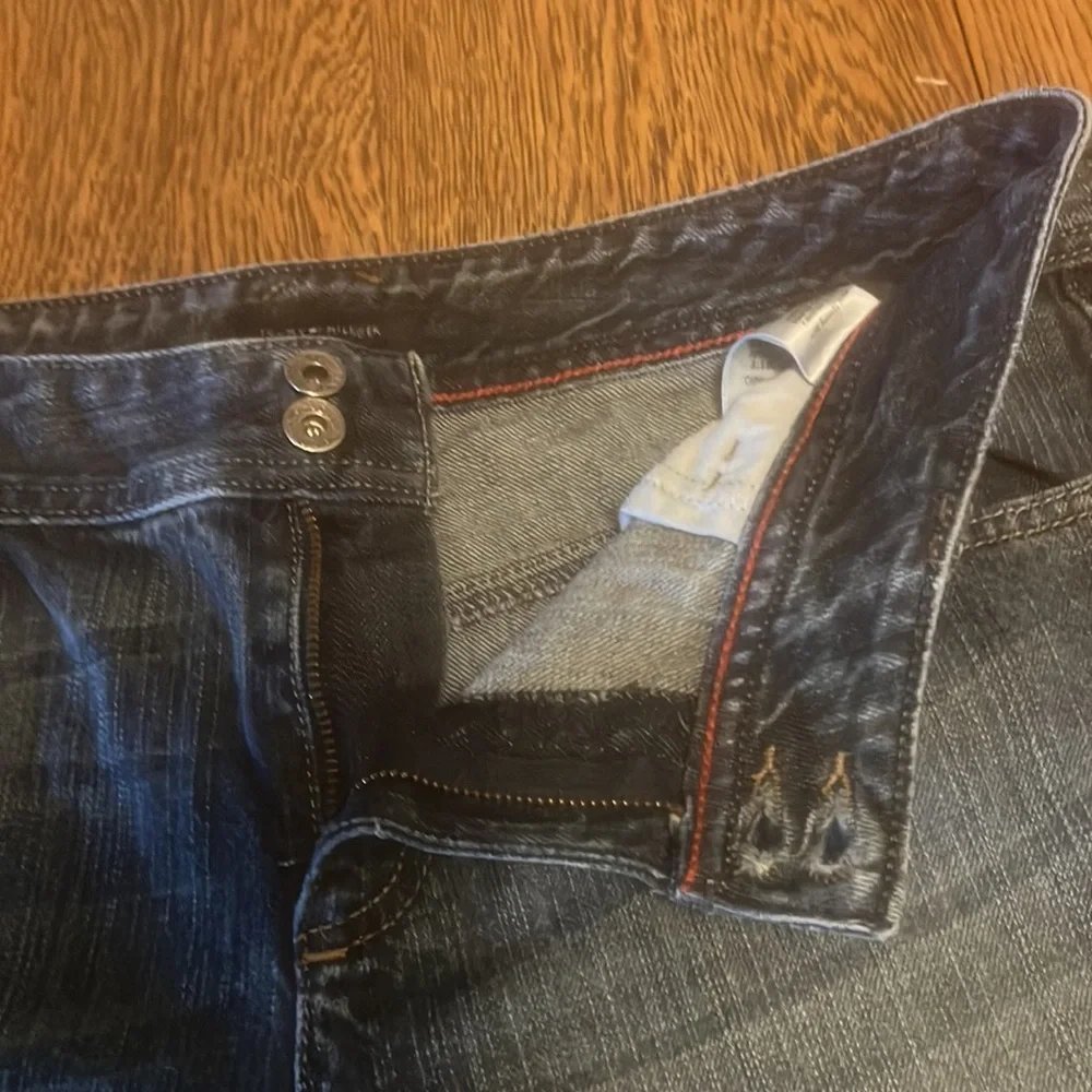 Tommy Hilfiger Denim  Jeans Zip Close Double Button Size 8 - Picture 3 of 6